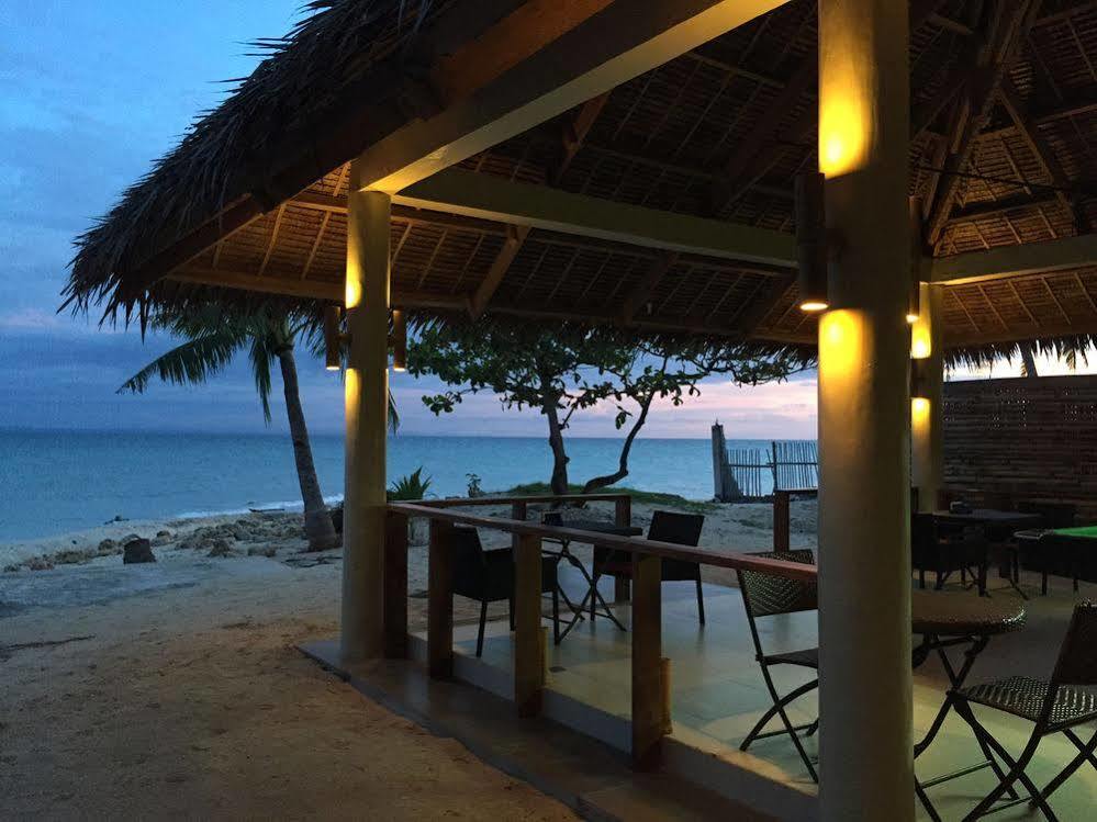Kota Beach Resort Santa Fe  Buitenkant foto